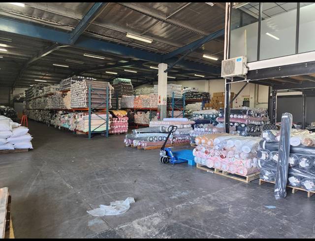 1,772M² WAREHOUSE FOR SALE IN SPRINGFIELD